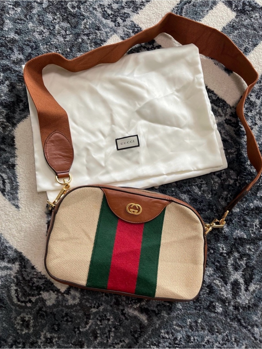 Vintage Gucci Crossbody Sand Cuir